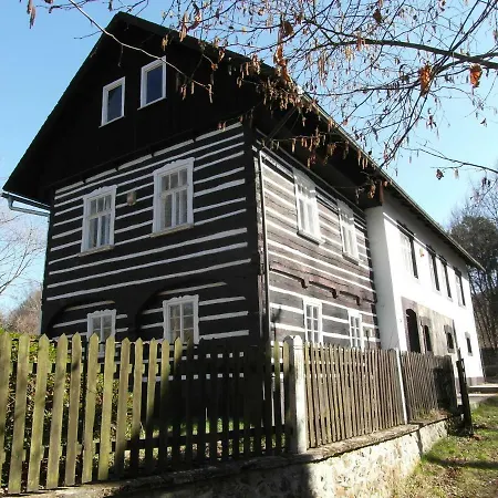 Vila Roubenka nad řekou Noviny pod Ralskem Exteriér fotografie