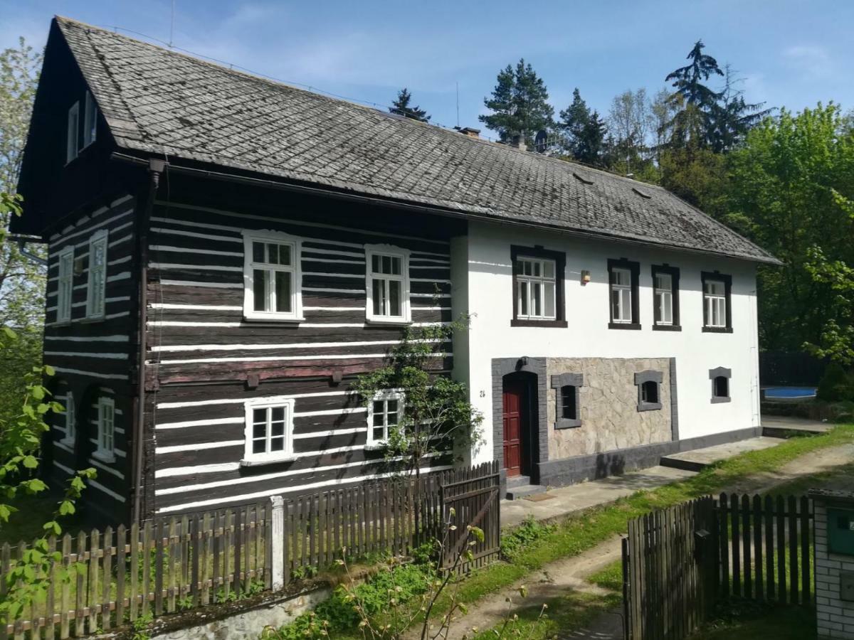 Roubenka Nad Rekou *